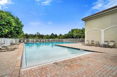 6334 SW 192nd Avenue Pembroke Pines FL 33332