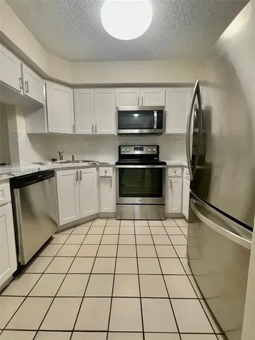 5825 W 25th Court Hialeah FL 33016
