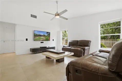 12106 Lymestone Way Cooper City FL 33026