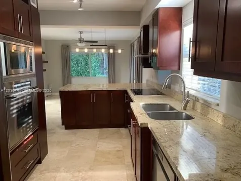 423 Alhambra Circle Coral Gables FL 33134