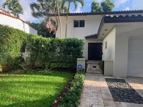423 Alhambra Circle Coral Gables FL 33134