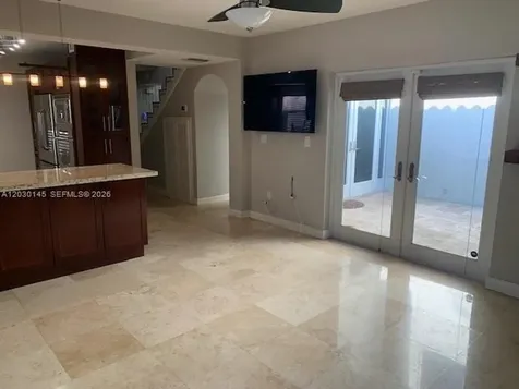 423 Alhambra Circle Coral Gables FL 33134
