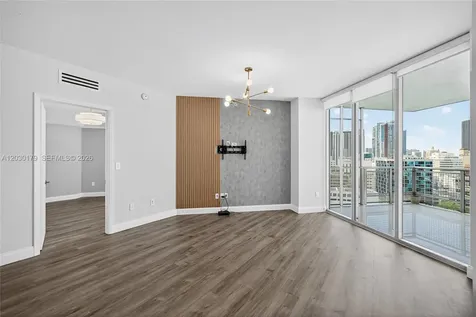 350 S Miami Avenue Miami FL 33130