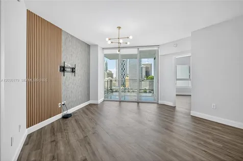 350 S Miami Avenue Miami FL 33130