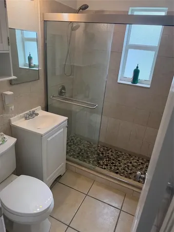 1047 SW 76th Avenue Miami FL 33144