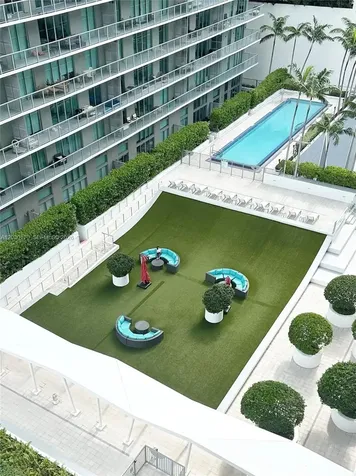 79 SW 12th Street Miami FL 33130