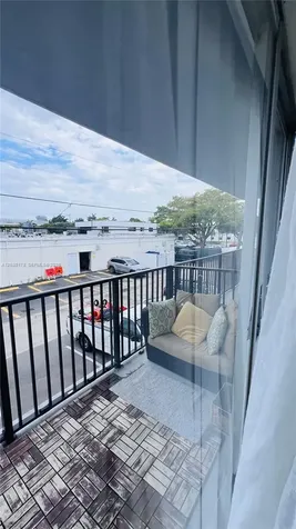 1100 NE 1st Court Hallandale Beach FL 33009