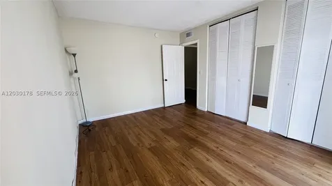 1100 NE 1st Court Hallandale Beach FL 33009