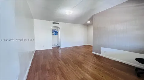 1100 NE 1st Court Hallandale Beach FL 33009