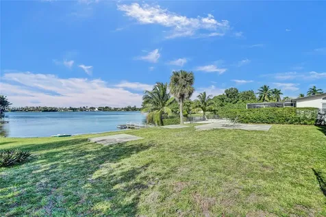 1825 NE 187th Street Miami FL 33179