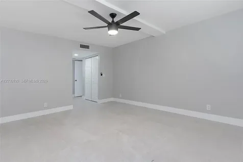 193 Lakeview Drive Weston FL 33326