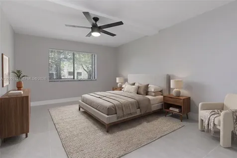 193 Lakeview Drive Weston FL 33326