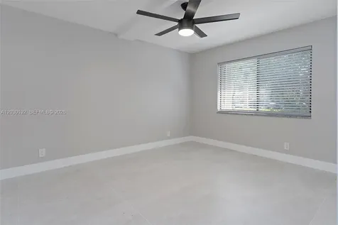 193 Lakeview Drive Weston FL 33326