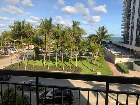 6444 Collins Avenue Miami Beach FL 33141