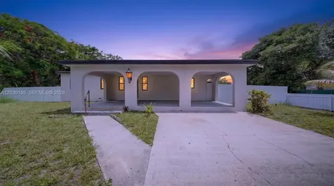 900 Superior Street Opa-Locka FL 33054