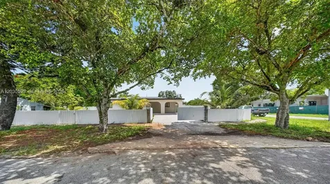 900 Superior Street Opa-Locka FL 33054