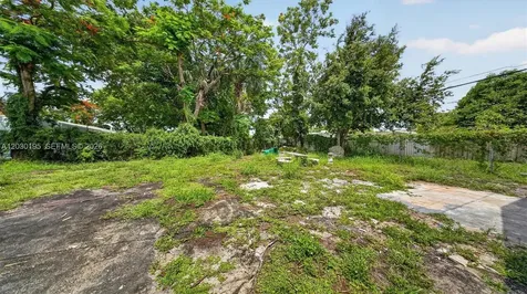 900 Superior Street Opa-Locka FL 33054