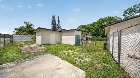 900 Superior Street Opa-Locka FL 33054