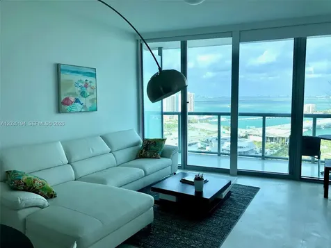 888 Biscayne Boulevard Miami FL 33132