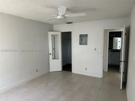 3330 N Pinewalk Drive N Margate FL 33063