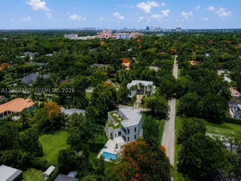 9530 SW 95th Court Miami FL 33176