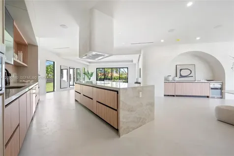 9530 SW 95th Court Miami FL 33176