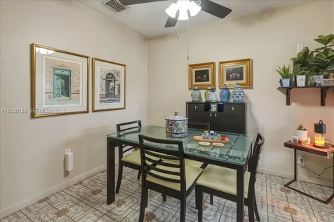 4263 NW 5th Street Miami FL 33126