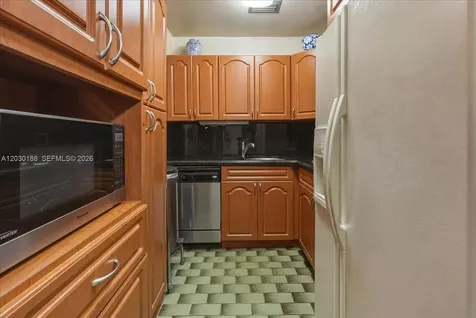 4263 NW 5th Street Miami FL 33126