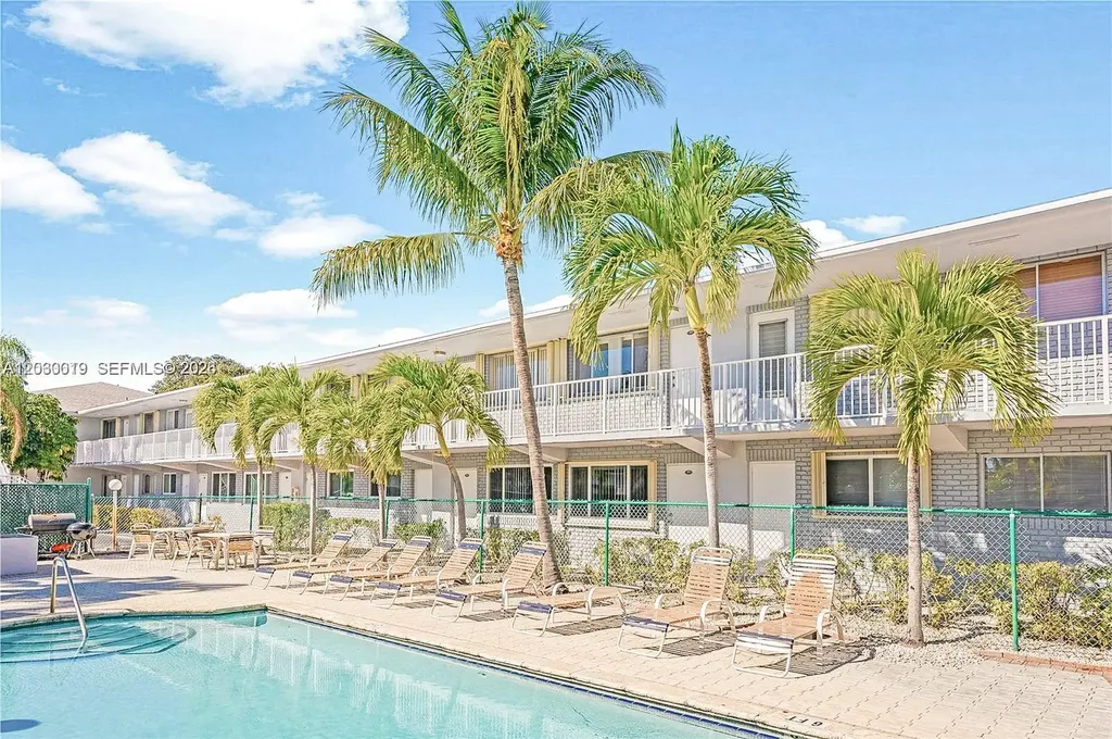 2175 NE 56th Street Fort Lauderdale FL 33308