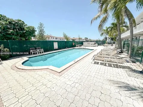 2175 NE 56th Street Fort Lauderdale FL 33308