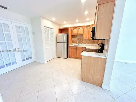 2175 NE 56th Street Fort Lauderdale FL 33308