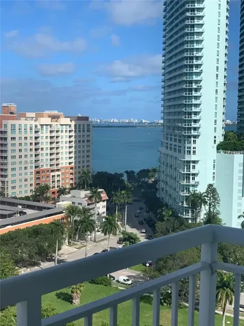 275 NE 18th Miami FL 33132