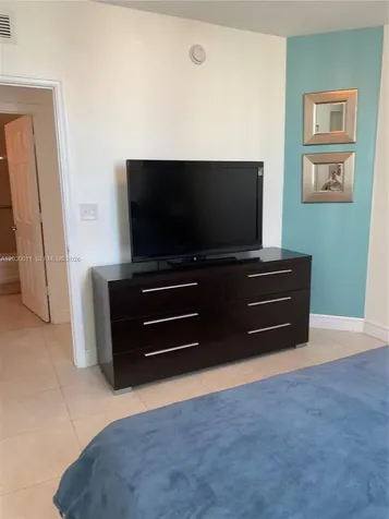 275 NE 18th Miami FL 33132