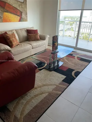 275 NE 18th Miami FL 33132