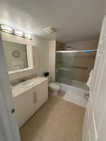 275 NE 18th Miami FL 33132