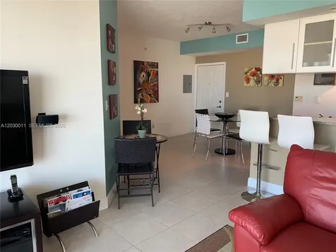 275 NE 18th Miami FL 33132