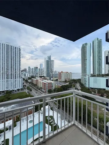 275 NE 18th Miami FL 33132