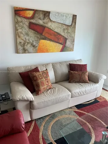 275 NE 18th Miami FL 33132