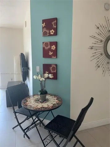 275 NE 18th Miami FL 33132