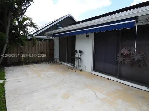 9331 NW 33rd Manor Sunrise FL 33351