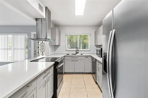 204 NW 1st Street Boynton Beach FL 33435