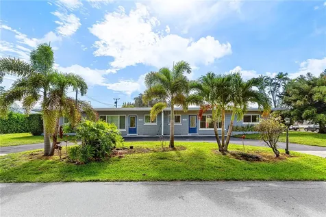 204 NW 1st Street Boynton Beach FL 33435