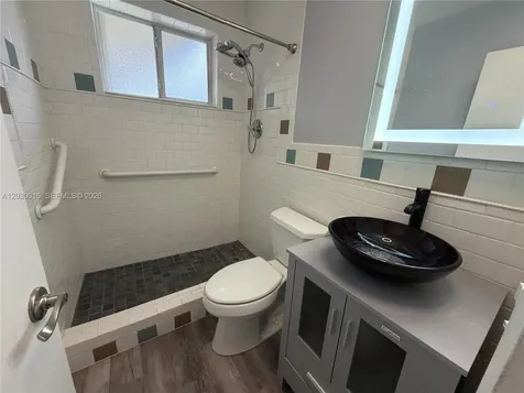 1166 W 24th Street Hialeah FL 33010