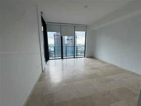 68 SE 6th Street Miami FL 33131