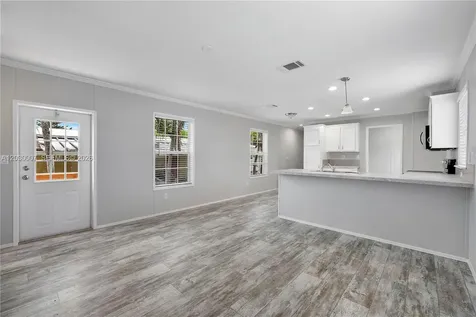 5530 SW 32nd Terrace Dania Beach FL 33312