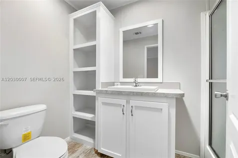 5530 SW 32nd Terrace Dania Beach FL 33312
