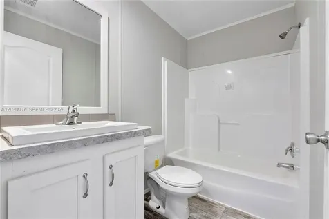 5530 SW 32nd Terrace Dania Beach FL 33312