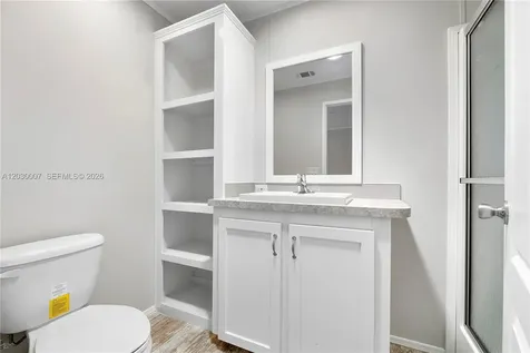 5530 SW 32nd Terrace Dania Beach FL 33312