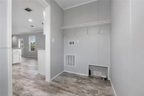 5530 SW 32nd Terrace Dania Beach FL 33312
