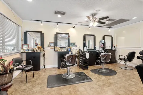 5530 SW 32nd Terrace Dania Beach FL 33312